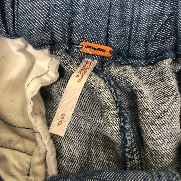 PRICE FIRM!💘 Free people everyday chambray pants - Picture 6 of 8